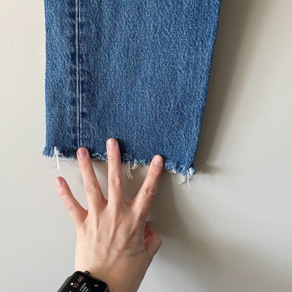 Levi's 501 Cropped High Rise Button Fly Waist Denim Medium Wash Jeans Blue 28 - Picture 8 of 10